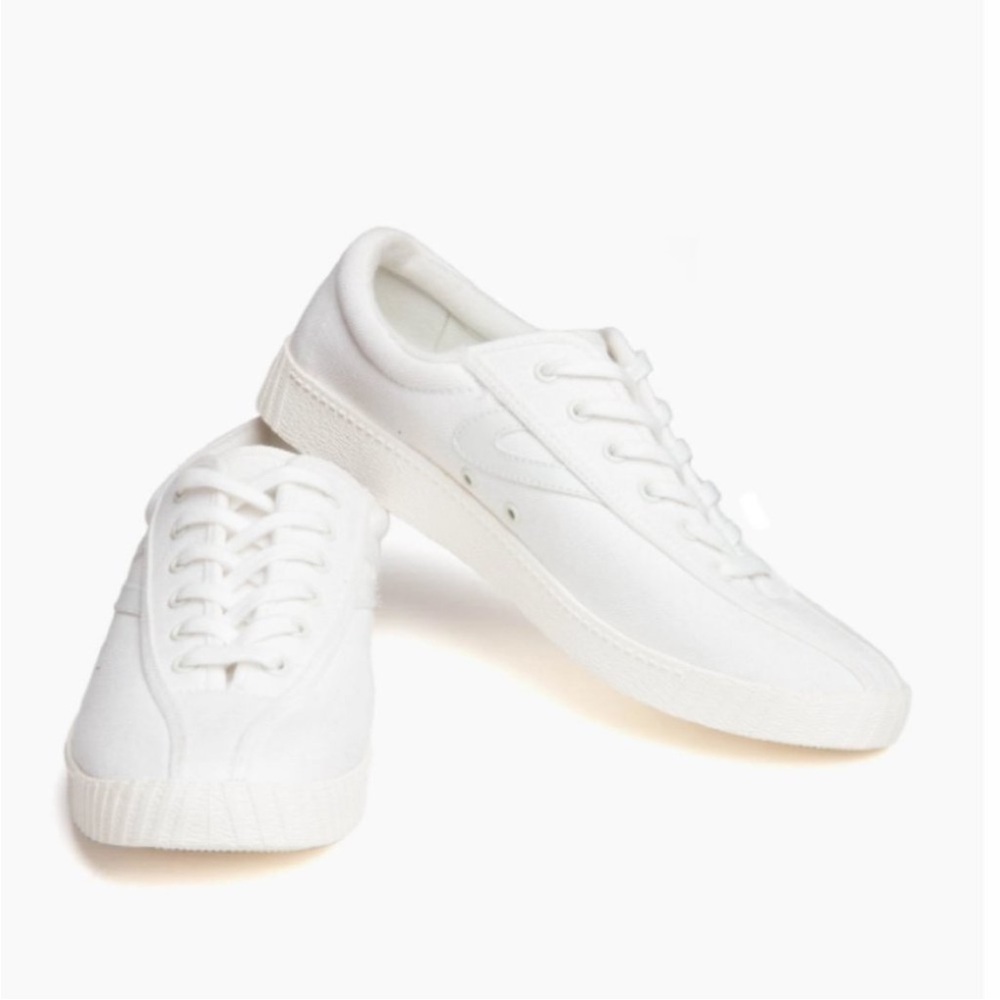 NEW Tretorn Classic / Original Women's White Nylite Canvas Sneakers Size 6
